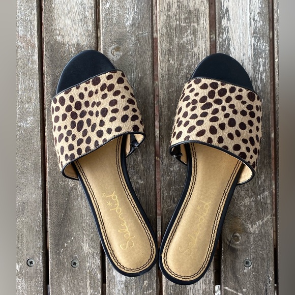 SPLENDID Leopard Print Sandals. Size is 6.5. - Picture 5 of 7